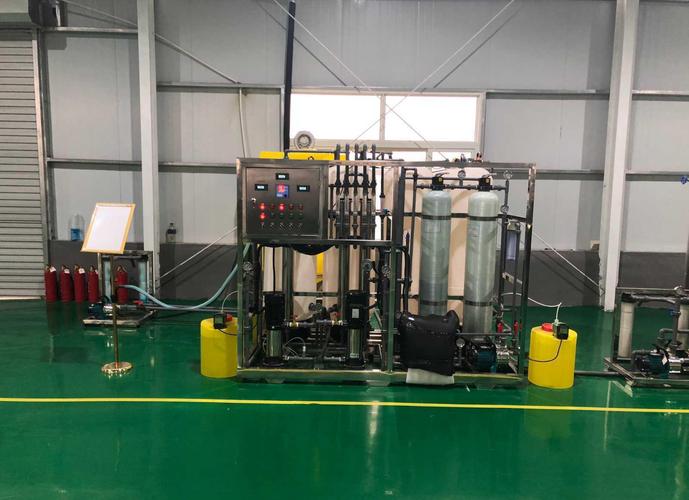 青島地區(qū)轉讓日化洗化用品生產設備1臺機器百樣產品配方免費送